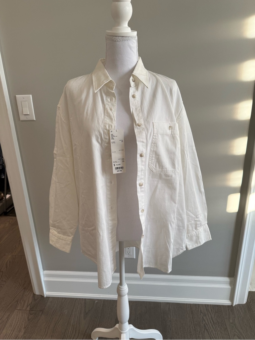 Uniqlo Oversized White Button Up Shirt
